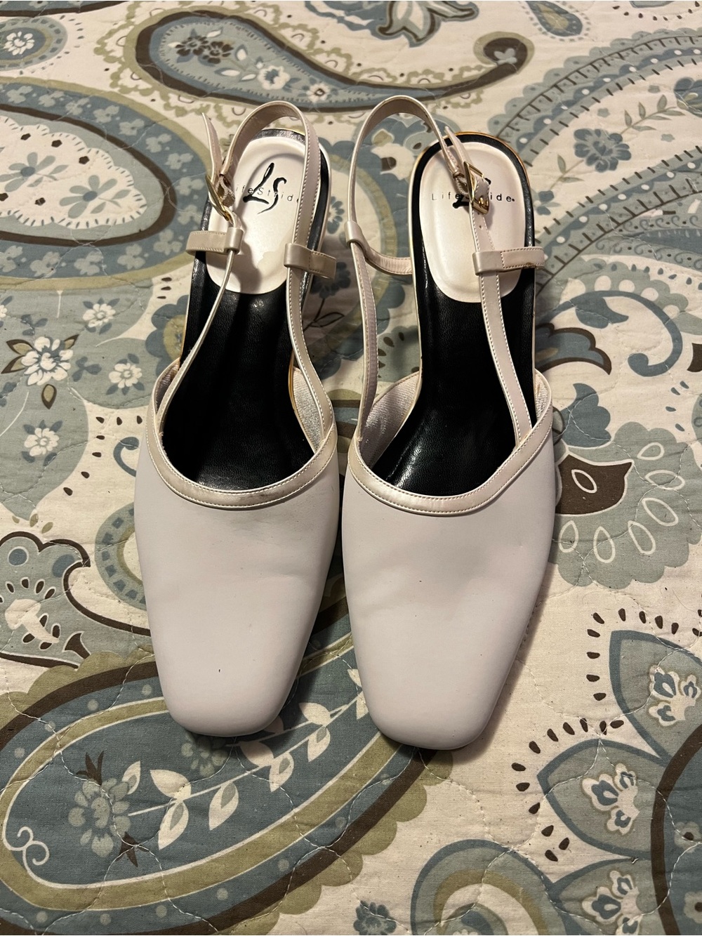 Life Stride Women's Cream Slingback Heels